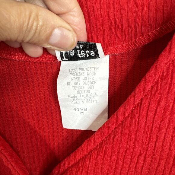 La Fete Blouse Medium Cherry‎ Red Button Front Vintage 90s 80s Mob Wife Gold - Picture 6 of 10